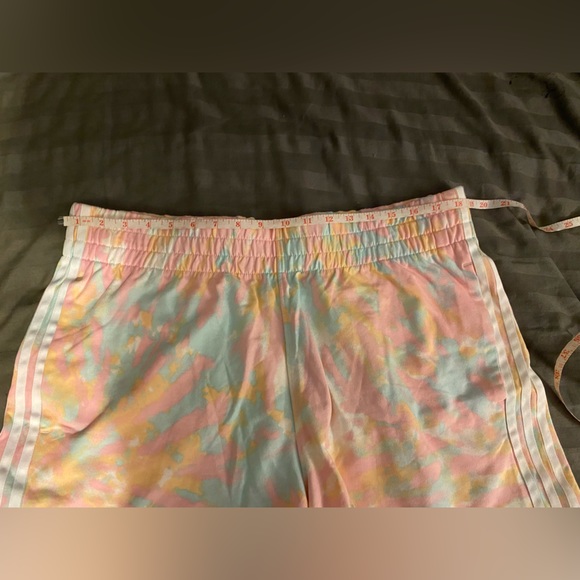 Adidas NWT 1X 3 Stripe Shorts - Picture 10 of 13